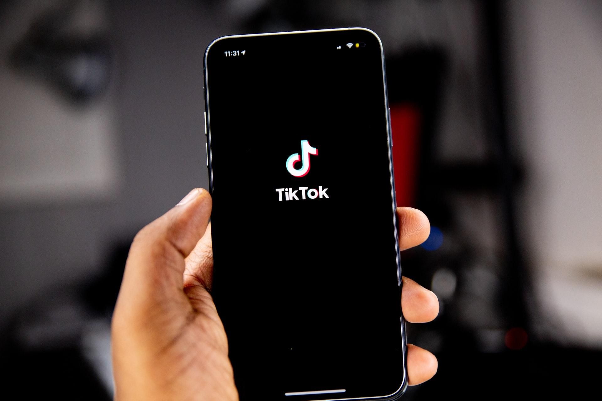 TikTok блокирует пропагандистов RT и Sputnik в ЕС TikTok блокирует пропагандистов RT и Sputnik в ЕС