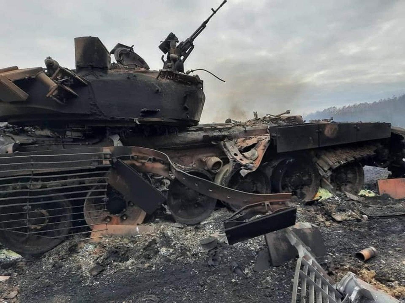 Россия потеряла уже более 5 700 военных после вторжения в Украину Россия потеряла уже более 5 700 военных после вторжения в Украину